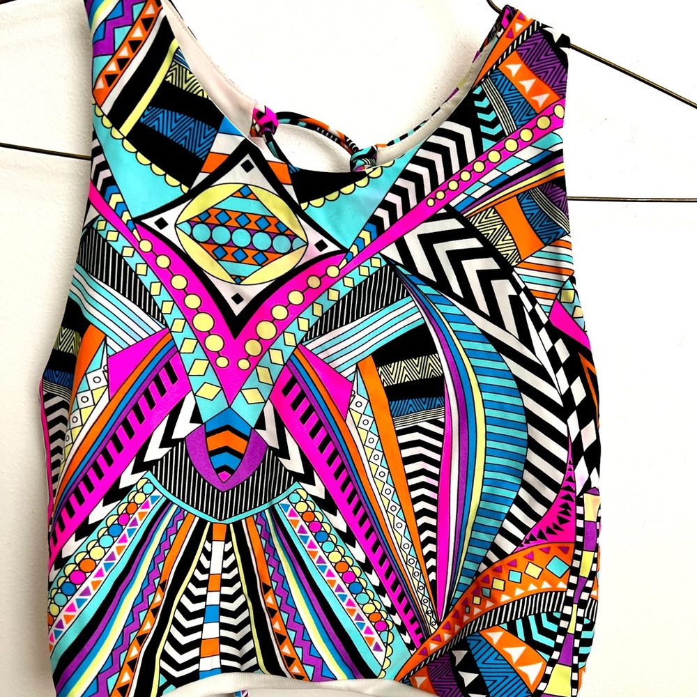 Daughters of Culture Gorgeous crop top with crisscross lace back Fully lined